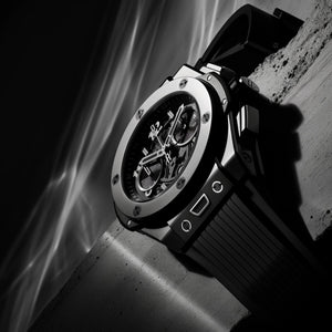 Luxury watch collection display – gold, silver, and leather-strap wristwatches
